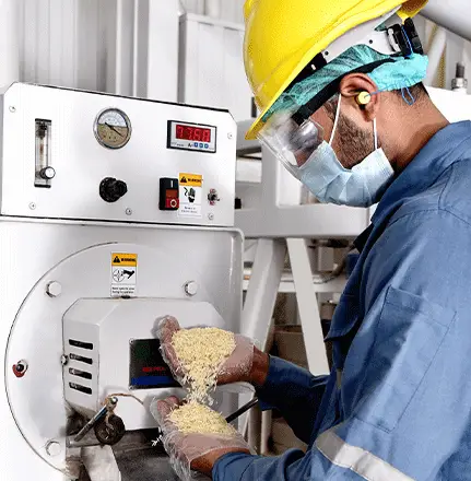 Polishing rice in Pakistan